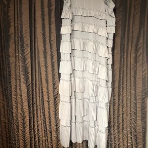 Gathy pleated tiered ruffle skirt